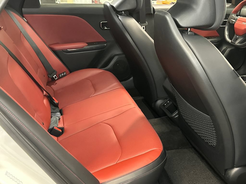 New 2026 Kia K4 GT-Line w/ GT-Line Premium Package FWD image 17
