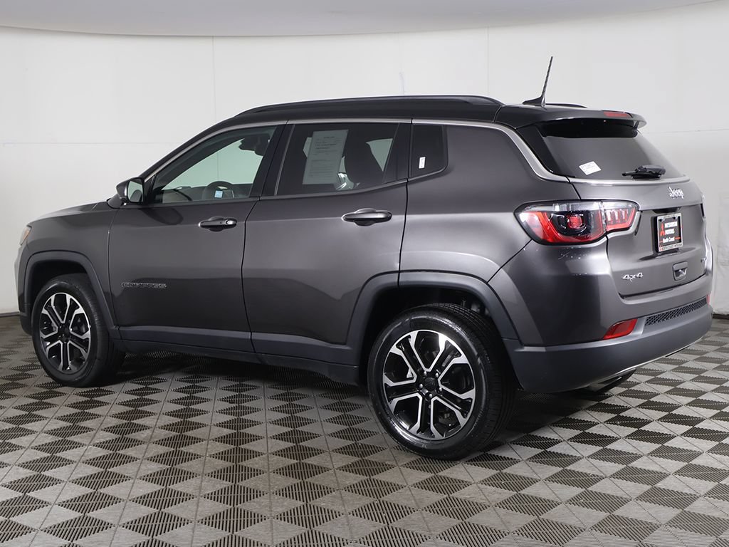 Used 2023 Jeep Compass Limited AWD/4WD image 9