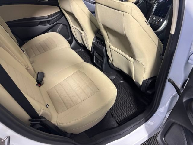 Used 2024 Ford Edge SE AWD/4WD image 26