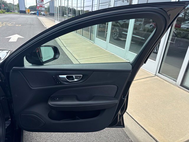 Certified 2024 Volvo S60 B5 Plus FWD image 14
