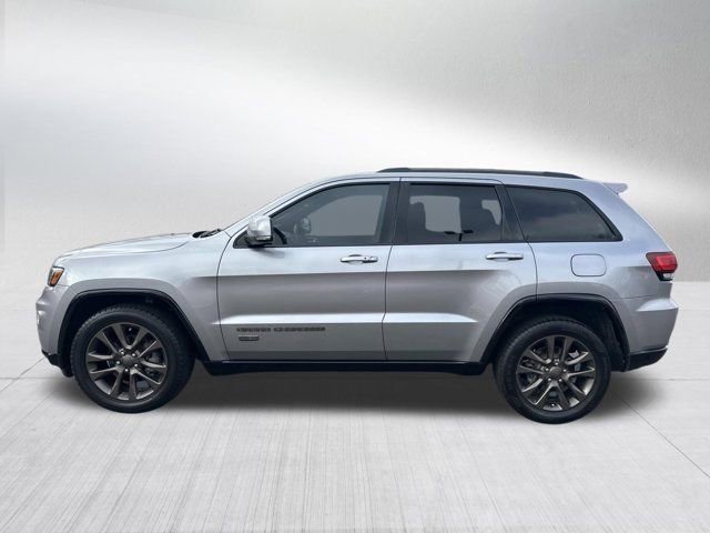 Used 2016 Jeep Grand Cherokee Limited 75th Anniversary image 9