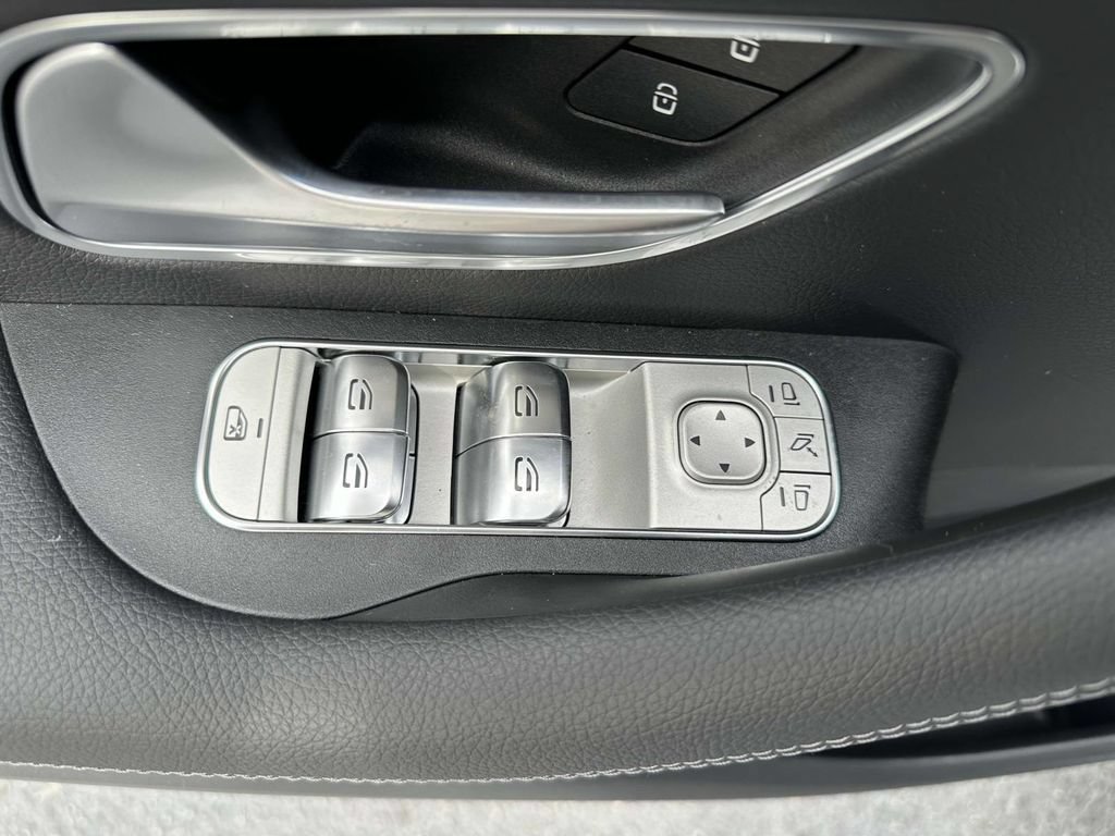 New 2025 Mercedes-Benz GLE 450 4MATIC image 12