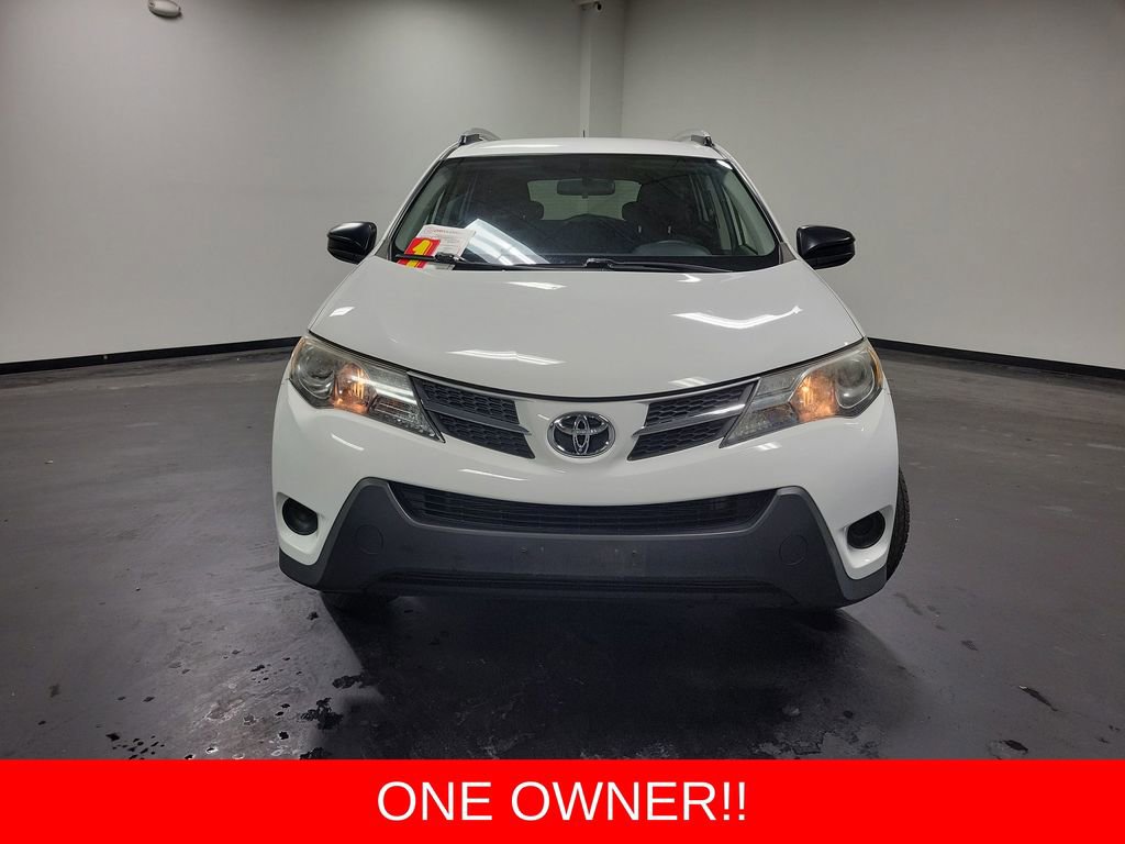 Used 2015 Toyota RAV4 LE image 2