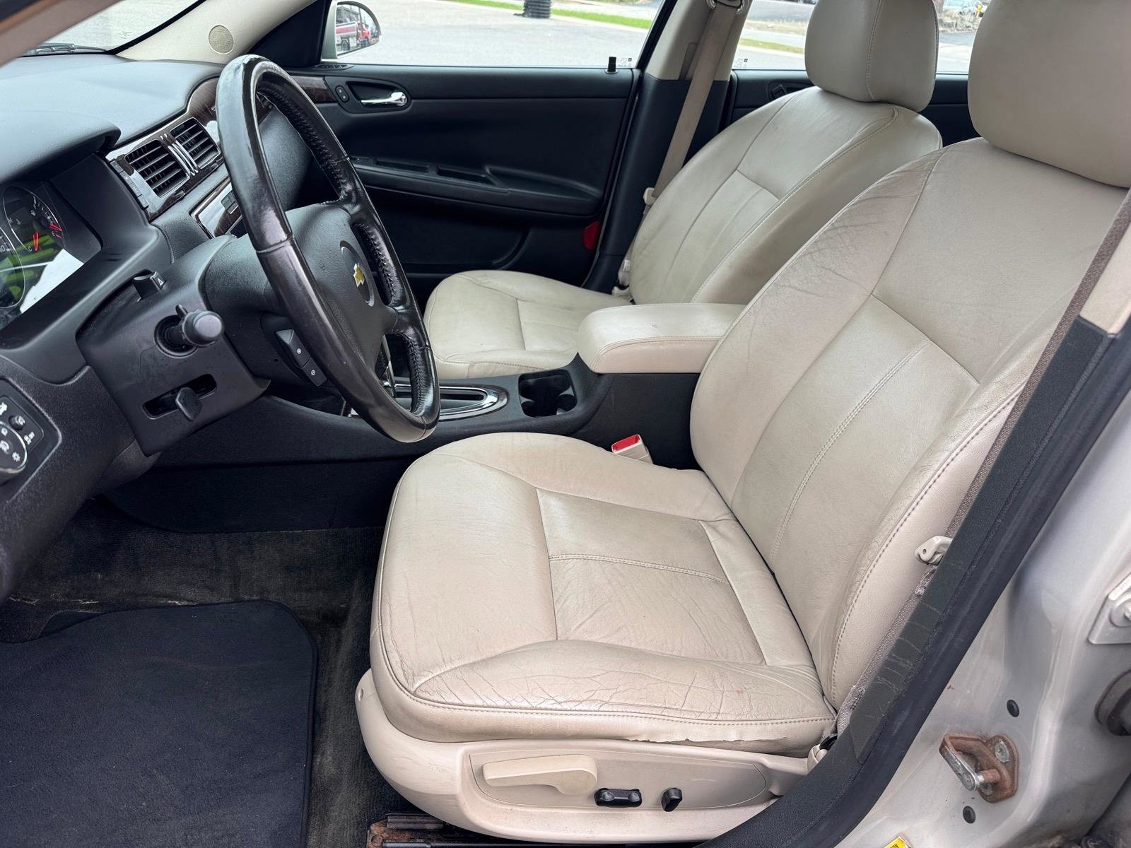 Used 2012 Chevrolet Impala LTZ FWD image 6