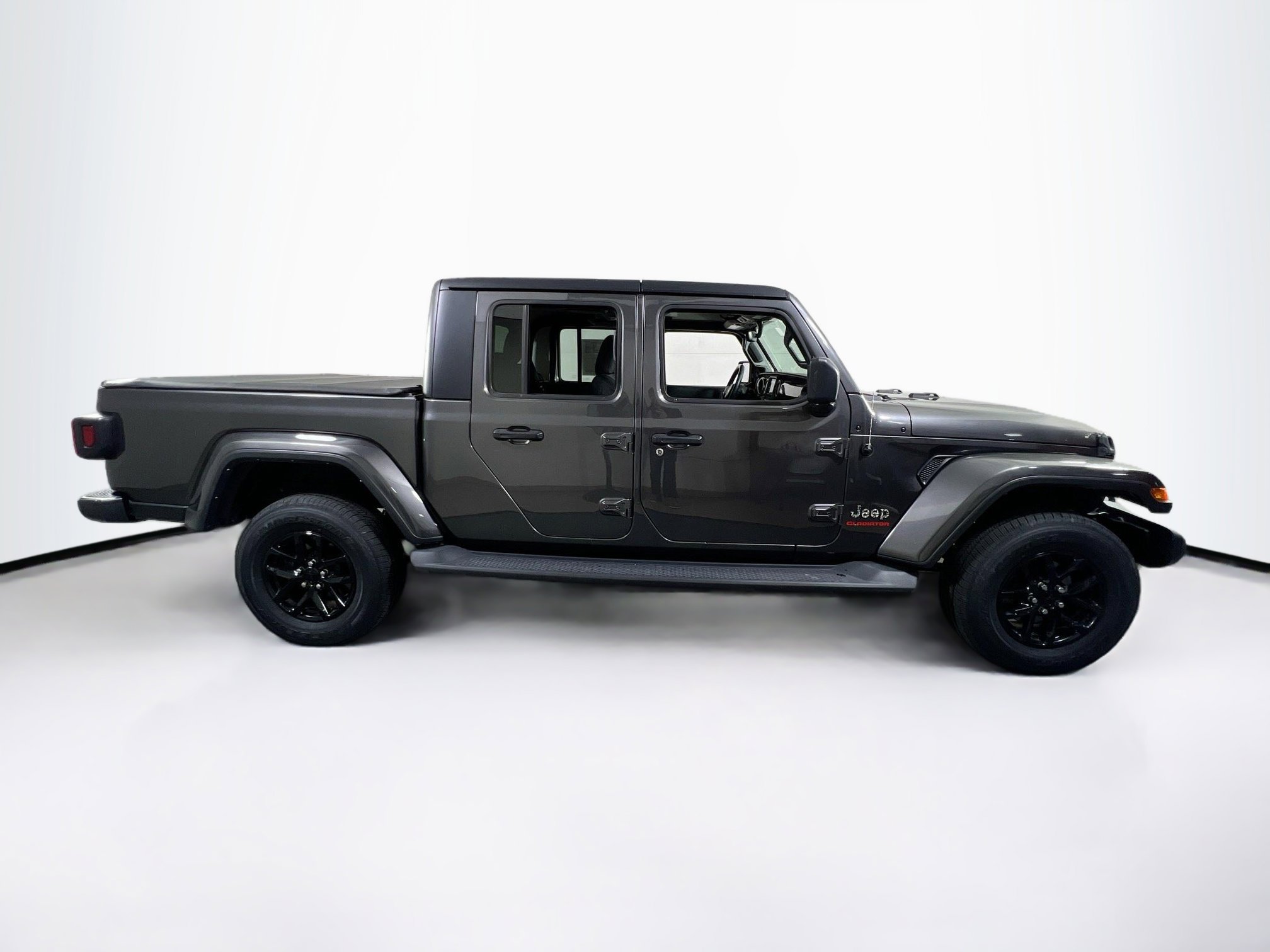 Used 2022 Jeep Gladiator Sport image 4