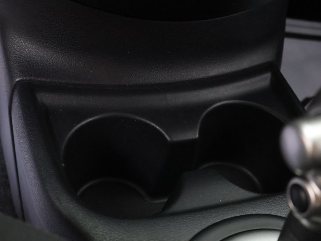 Used 2014 Nissan Versa SV w/ Convenience Package FWD image 22