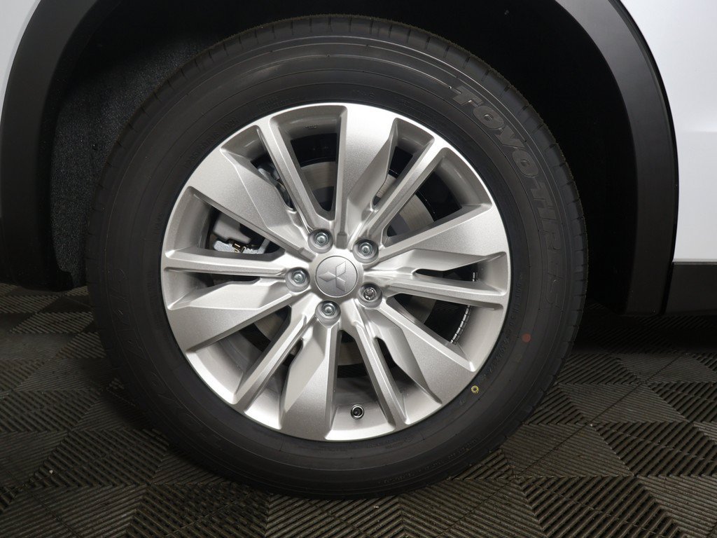 New 2026 Mitsubishi Outlander ES AWD/4WD image 20