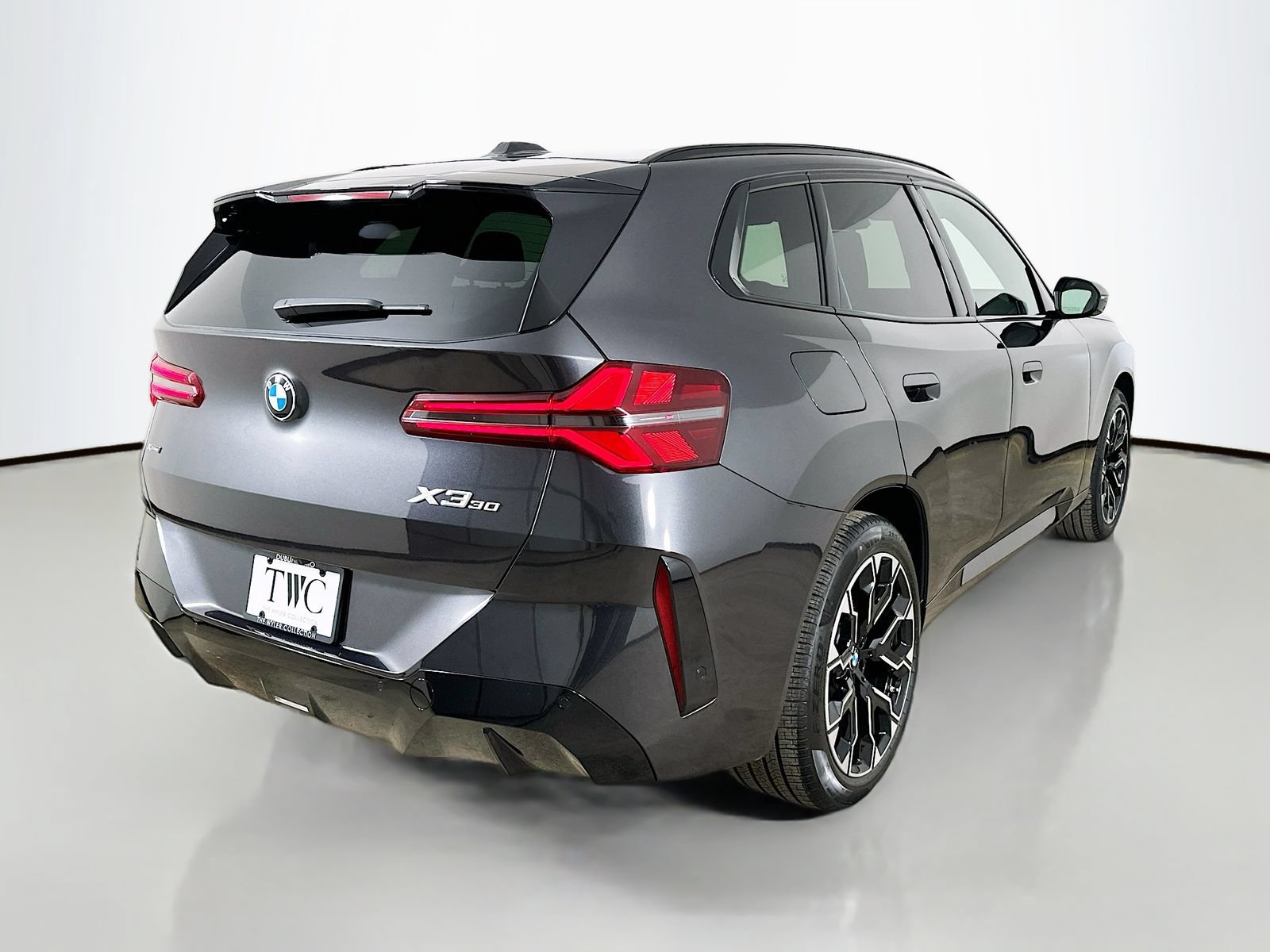 New 2026 BMW X3 xDrive30i w/ Premium Package AWD/4WD image 5