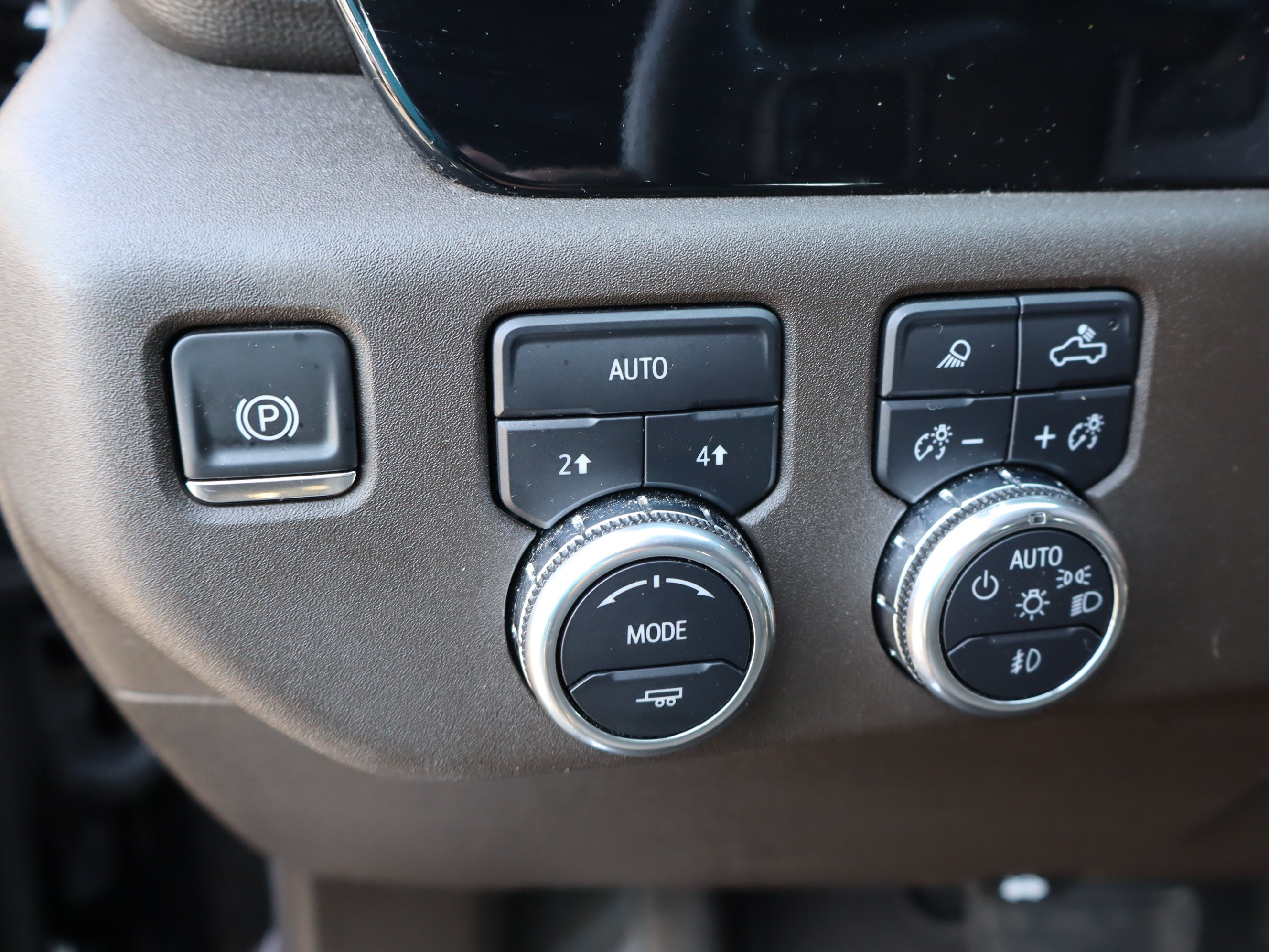 Used 2025 GMC Sierra 1500 SLT AWD/4WD image 20