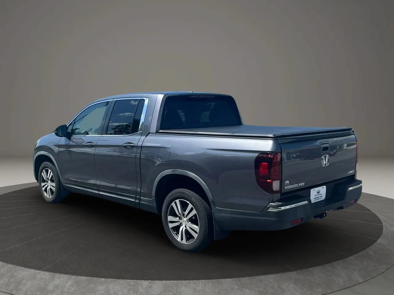 Used 2017 Honda Ridgeline RTS image 4