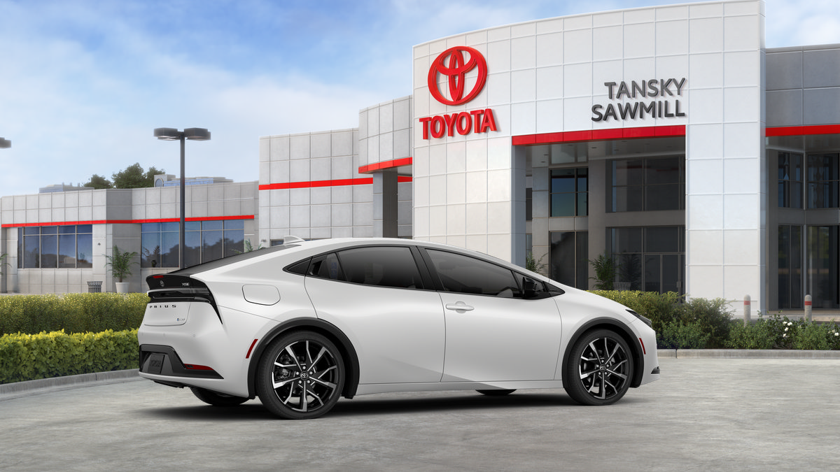 New 2026 Toyota Prius Plug-In Hybrid FWD image 40