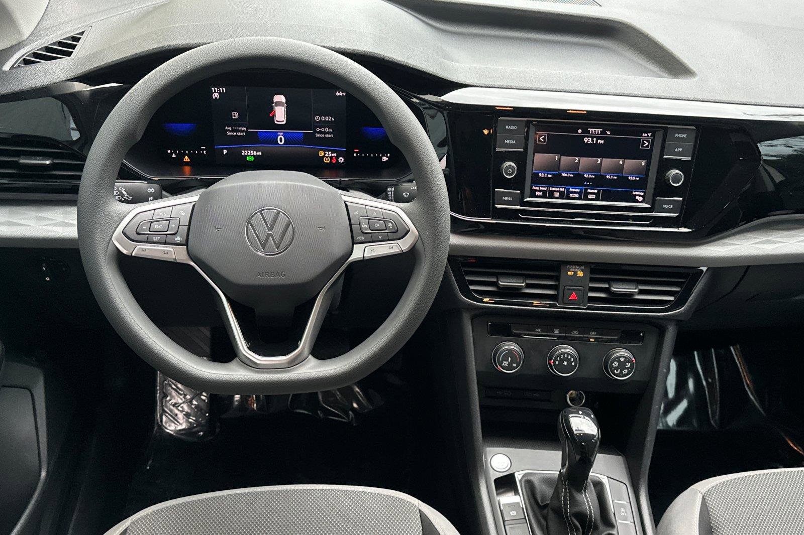 Used 2022 Volkswagen Taos S image 13