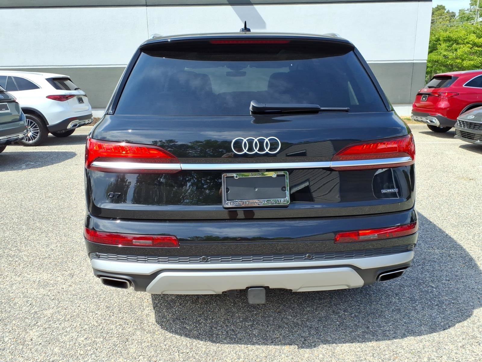 Used 2025 Audi Q3 2.0T Premium Plus w/ Premium Plus Package AWD/4WD image 7