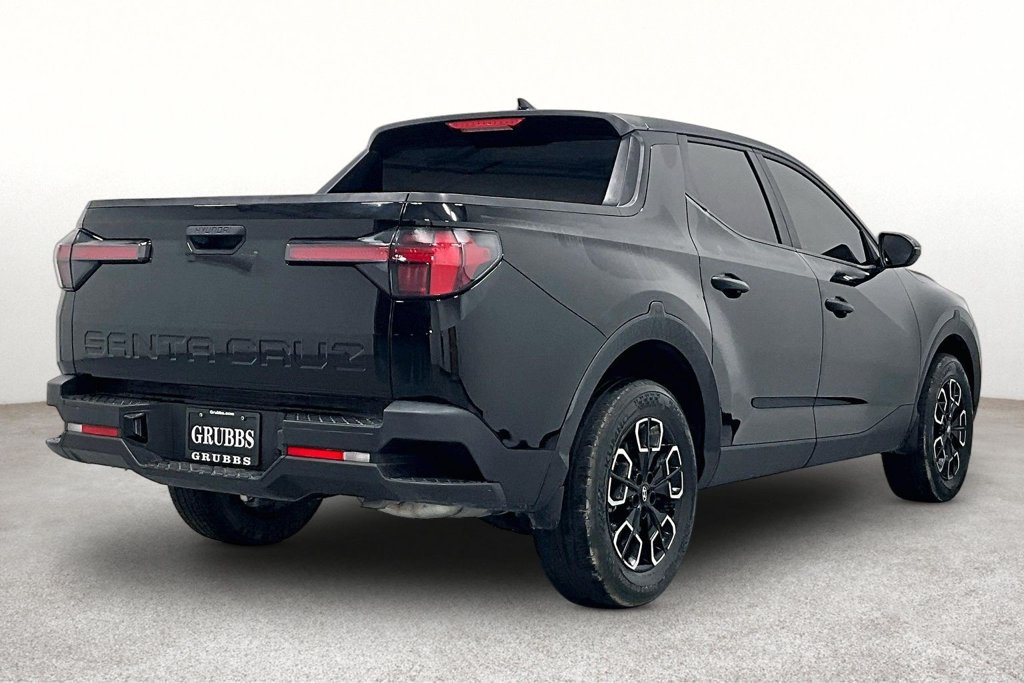 Used 2022 Hyundai Santa Cruz SEL w/ Cargo Package FWD image 2