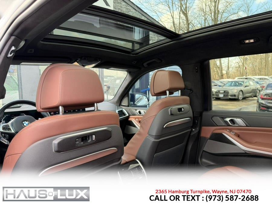 Used 2023 BMW X7 M60i image 38