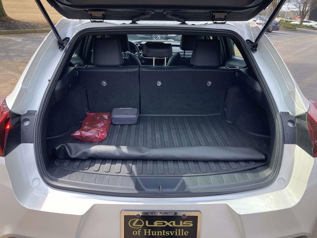 Used 2023 Lexus UX 250h 250h Base image 8