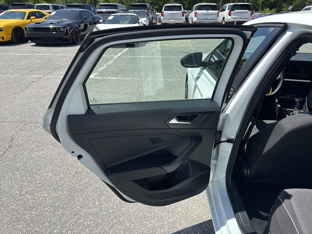 Used 2025 Volkswagen Jetta Sport FWD image 23