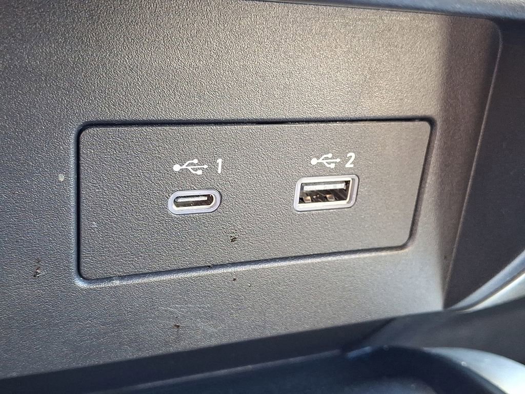 Certified 2023 Nissan Titan SV w/ SV Convenience Package image 23