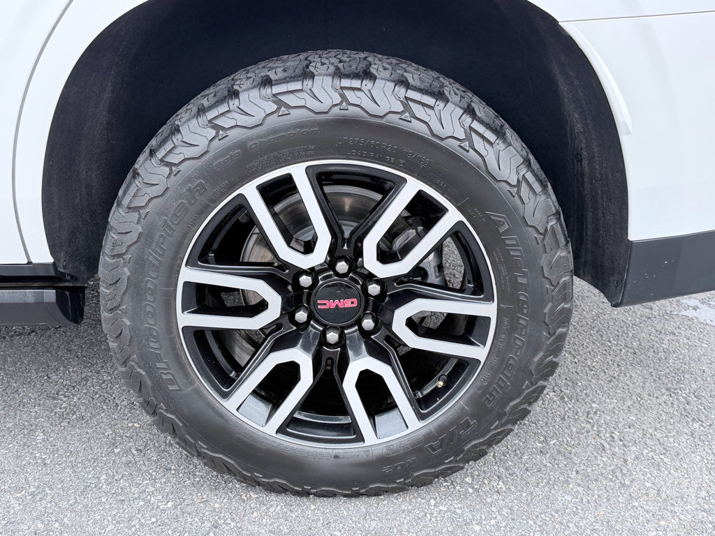 Used 2023 GMC Yukon AT4 w/ AT4 Premium Plus Package AWD/4WD image 39