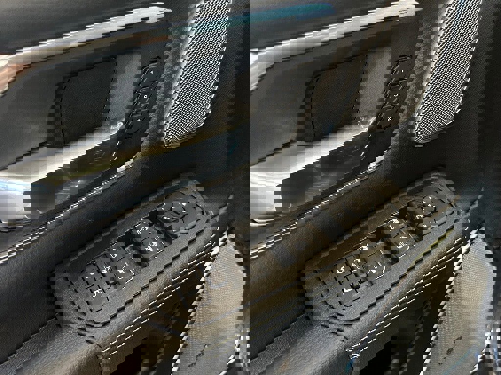 New 2025 RAM 1500 Laramie w/ Night Edition image 18