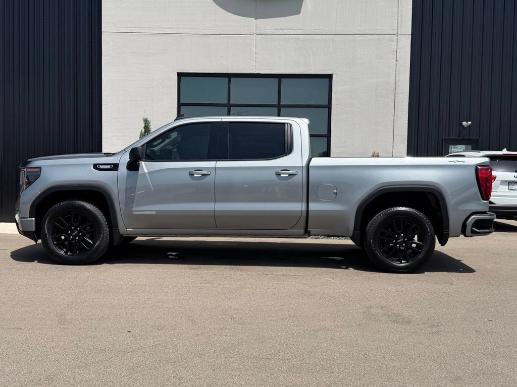 Used 2025 GMC Sierra 1500 Elevation AWD/4WD image 2