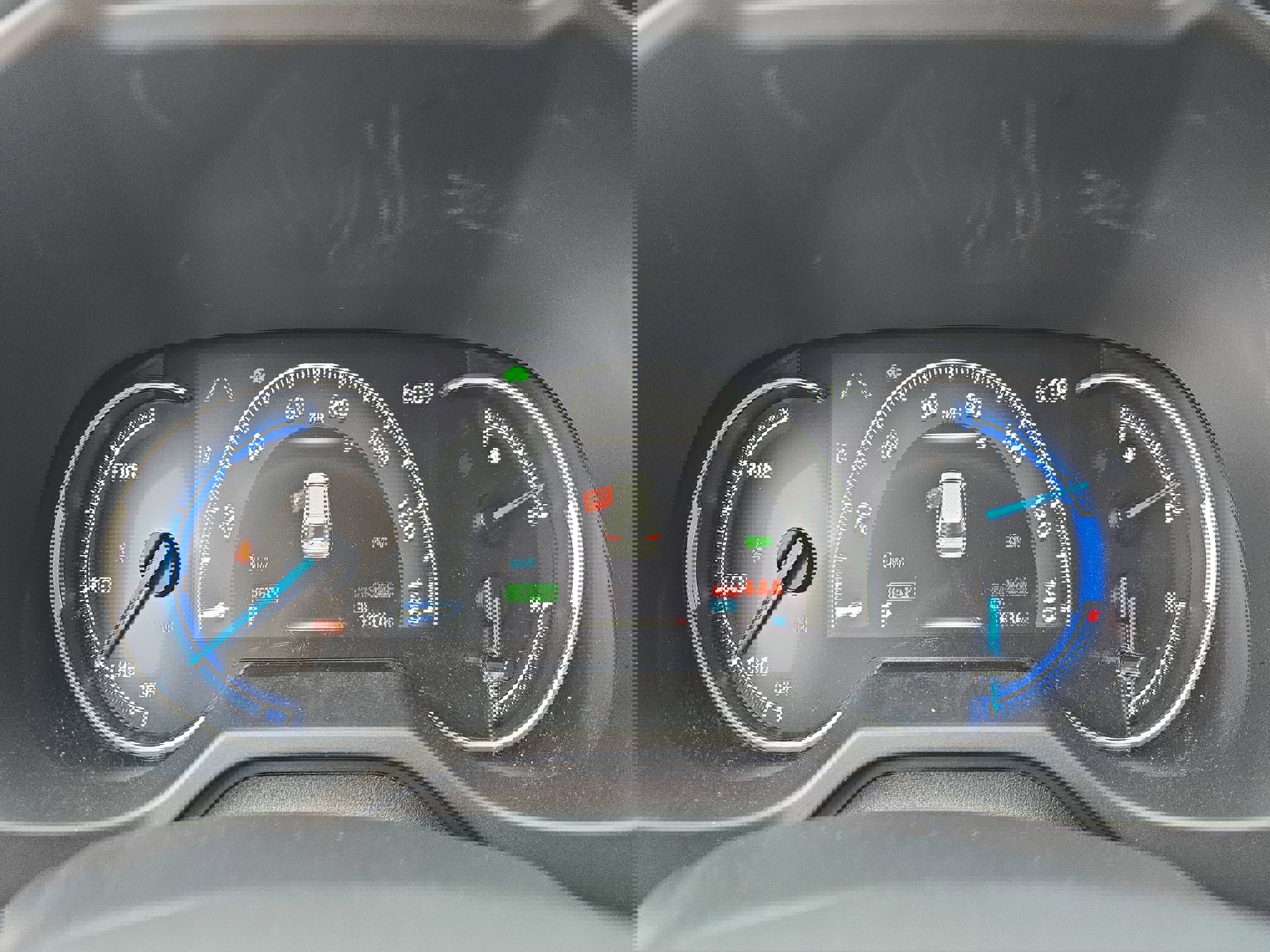 Used 2024 Toyota RAV4 XLE Premium w/ Weather Package image 18