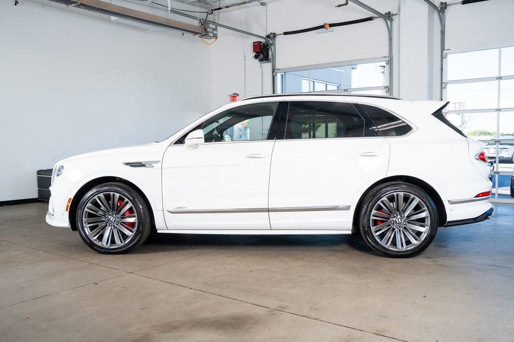 Used 2021 Bentley Bentayga Speed image 16