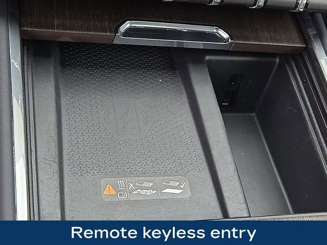 Used 2025 GMC Acadia Denali w/ LPO, Floor Liner Package AWD/4WD image 13