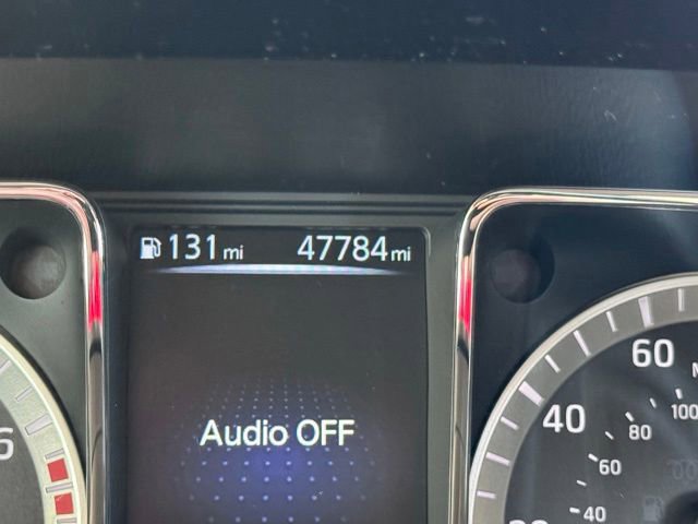 Used 2018 Nissan Titan SV w/ SV Utility Package RWD image 16