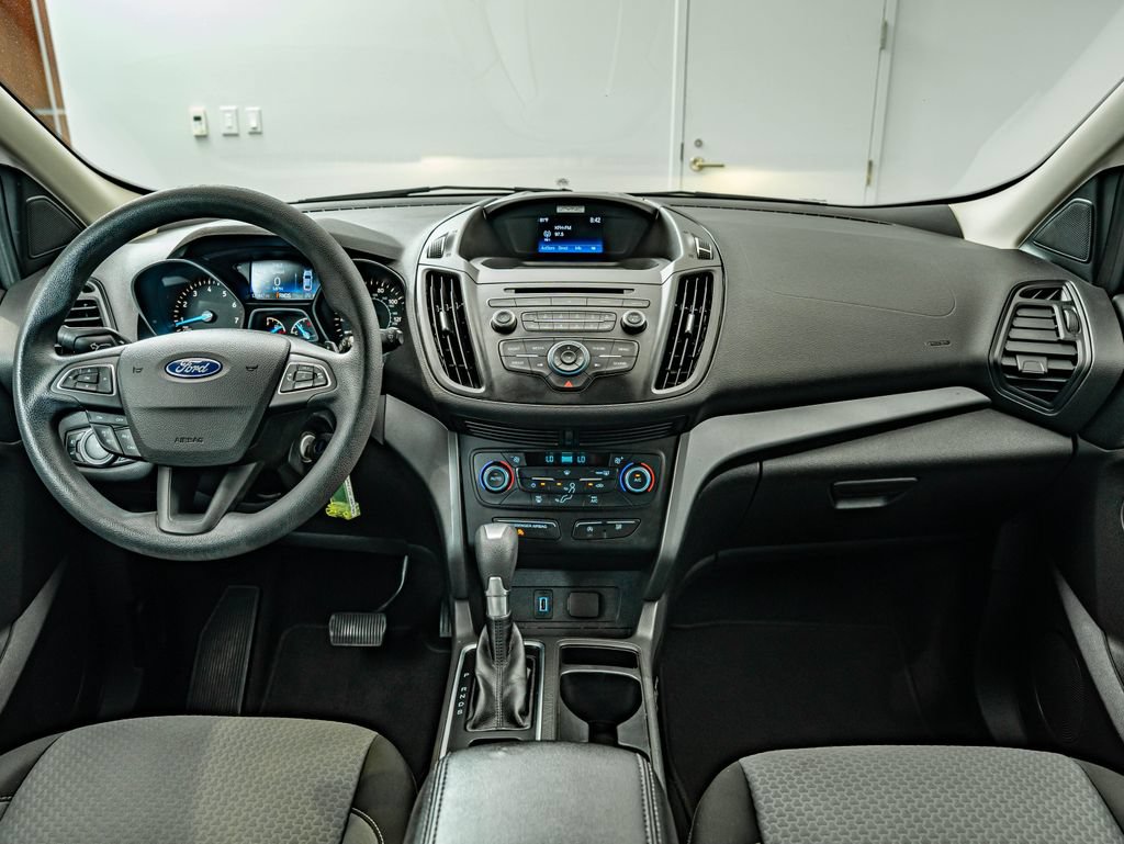 Used 2017 Ford Escape SE FWD image 28