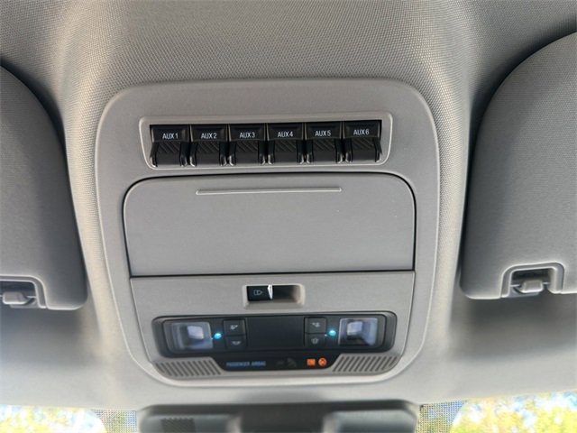 New 2025 Ford F550 4x4 Crew Cab Super Duty w/ XL Chrome Package image 19