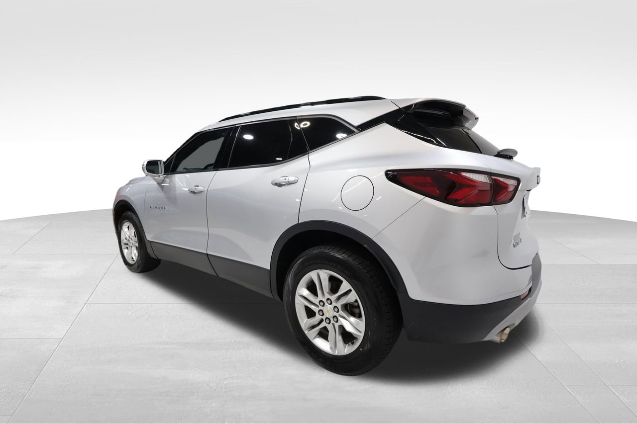 Used 2020 Chevrolet Blazer LT FWD image 2