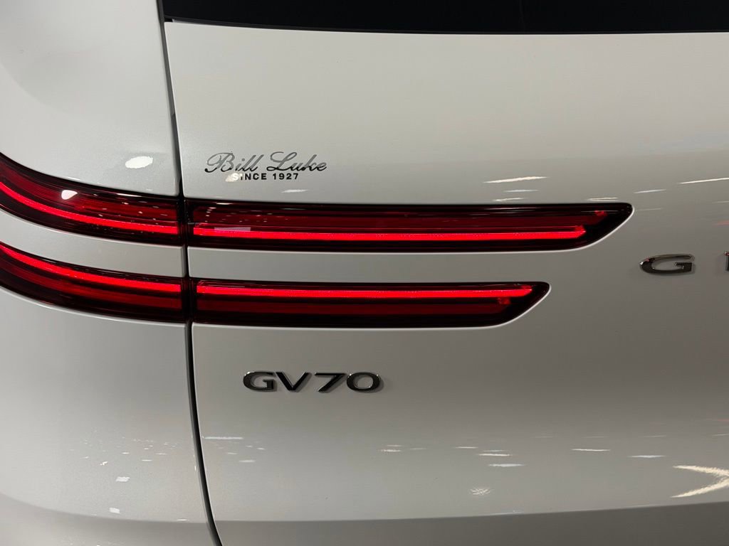 Used 2026 Genesis Electrified GV70 Prestige AWD/4WD image 12