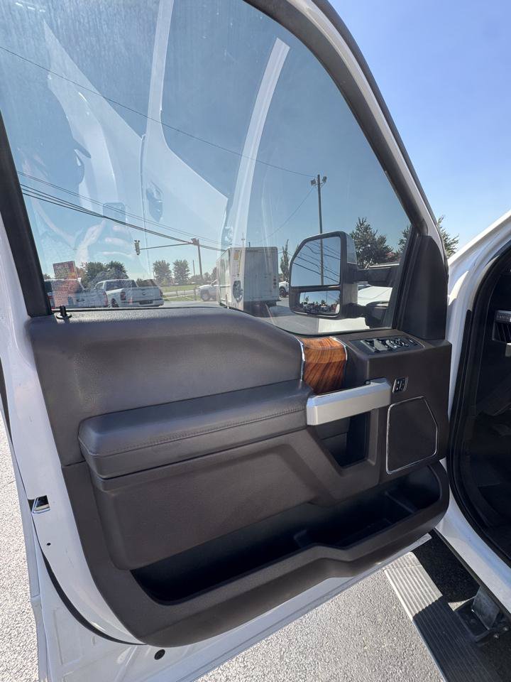 Used 2017 Ford F350 King Ranch w/ King Ranch Ultimate Package AWD/4WD image 14