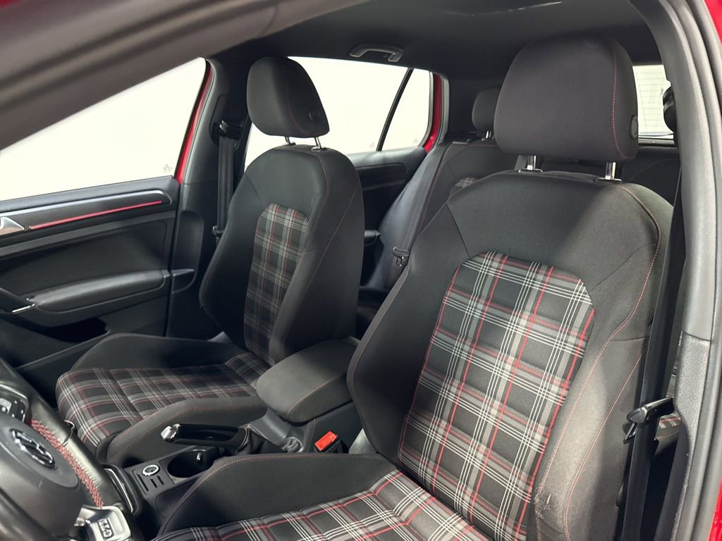 Used 2021 Volkswagen GTI Autobahn image 29