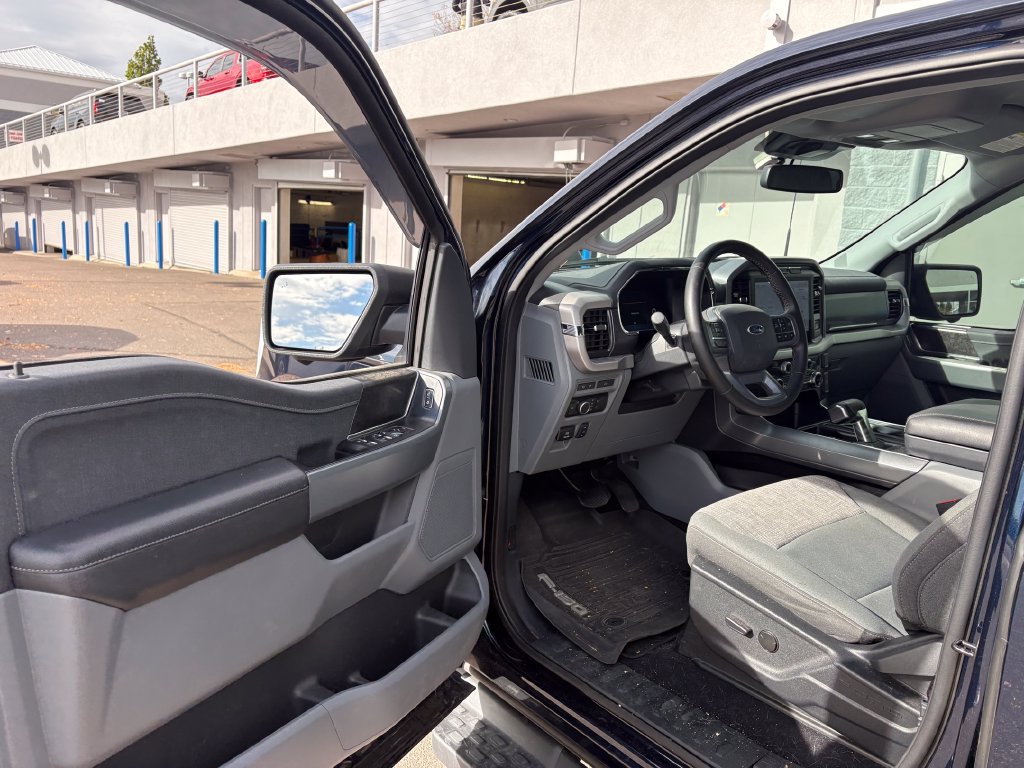 Certified 2023 Ford F150 Lightning XLT AWD/4WD image 17