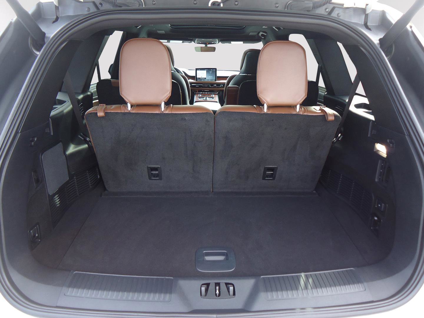 Used 2024 Lincoln Aviator Reserve w/ Equipment Group 201A image 34