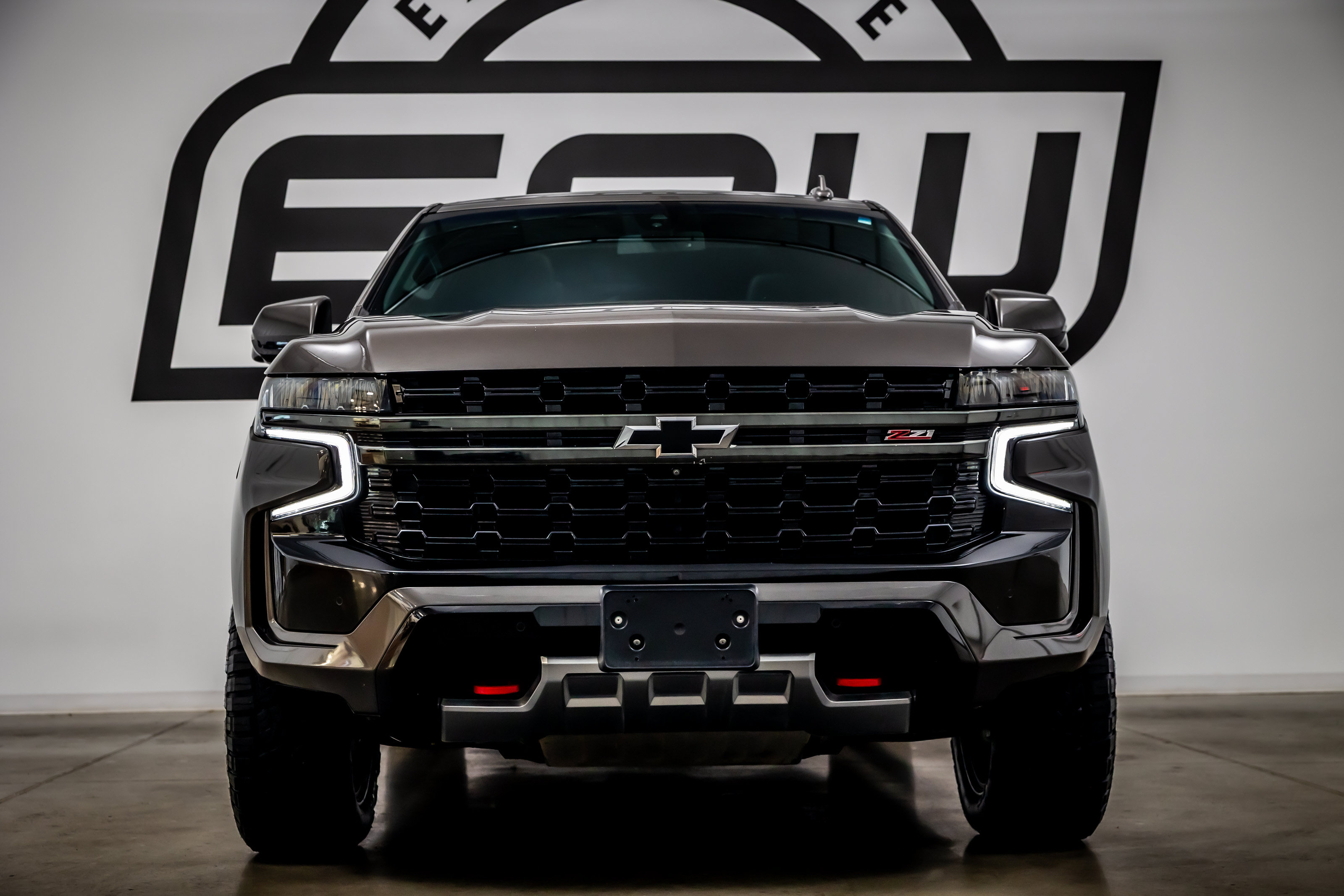 Used 2021 Chevrolet Suburban Z71 w/ Z71 Off-Road Package AWD/4WD image 4