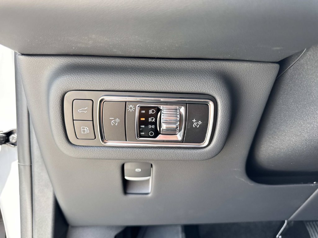 New 2026 Lincoln Nautilus Reserve AWD/4WD image 32
