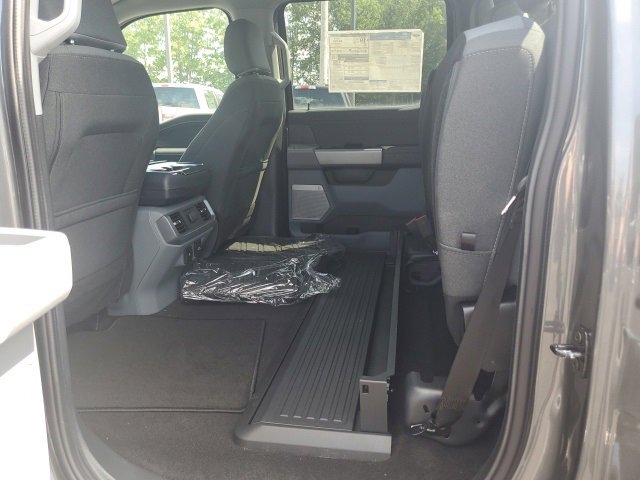 New 2025 Ford F150 XLT w/ Equipment Group 303A High image 16