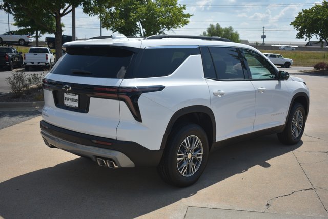 New 2026 Chevrolet Traverse LT w/ Driver Confidence Package FWD image 5
