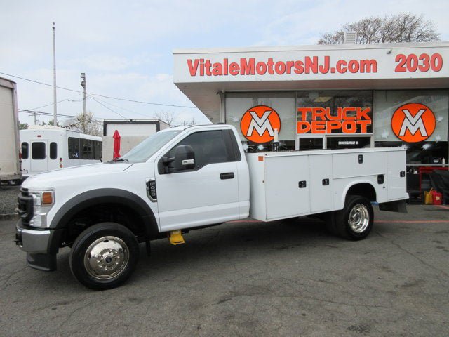 Used 2022 Ford F450 XL w/ Power Equipment Group AWD/4WD image 1