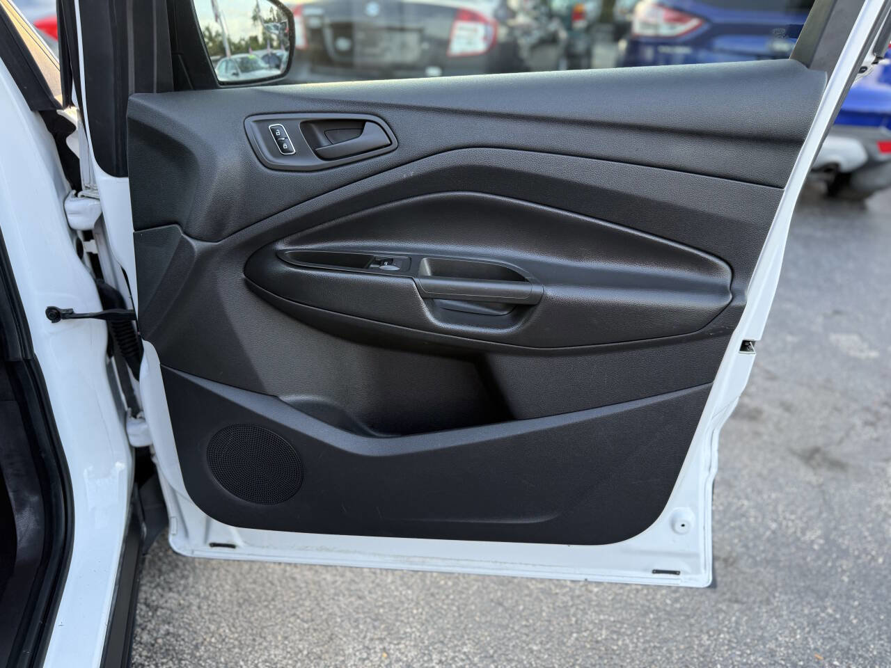 Used 2014 Ford Escape S image 27