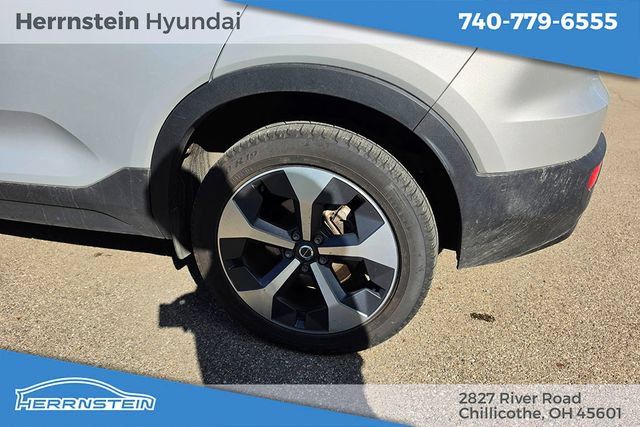 Used 2024 Volvo XC40 B5 Plus w/ Climate Package AWD/4WD image 27