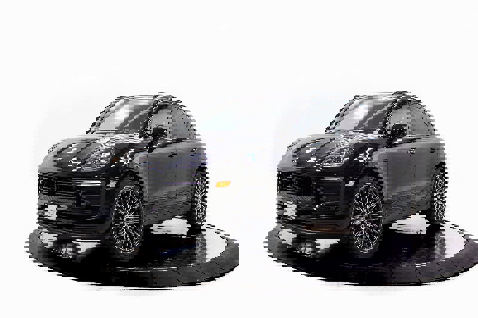 Certified 2025 Porsche Macan