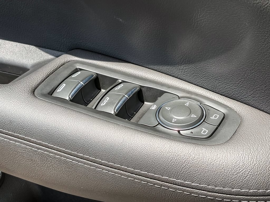 Certified 2023 Cadillac XT5 Luxury w/ LPO, Floor Liner Package FWD image 37