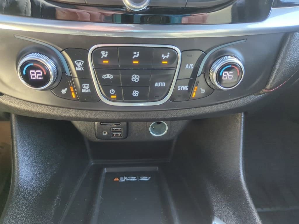 Certified 2023 Chevrolet Traverse RS w/ LPO, Floor Liner Package image 29