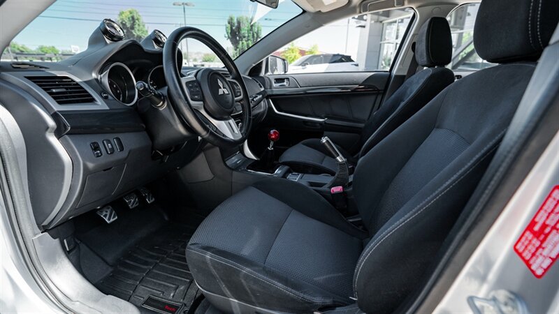 Used 2015 Mitsubishi Lancer Evolution GSR AWD/4WD image 21