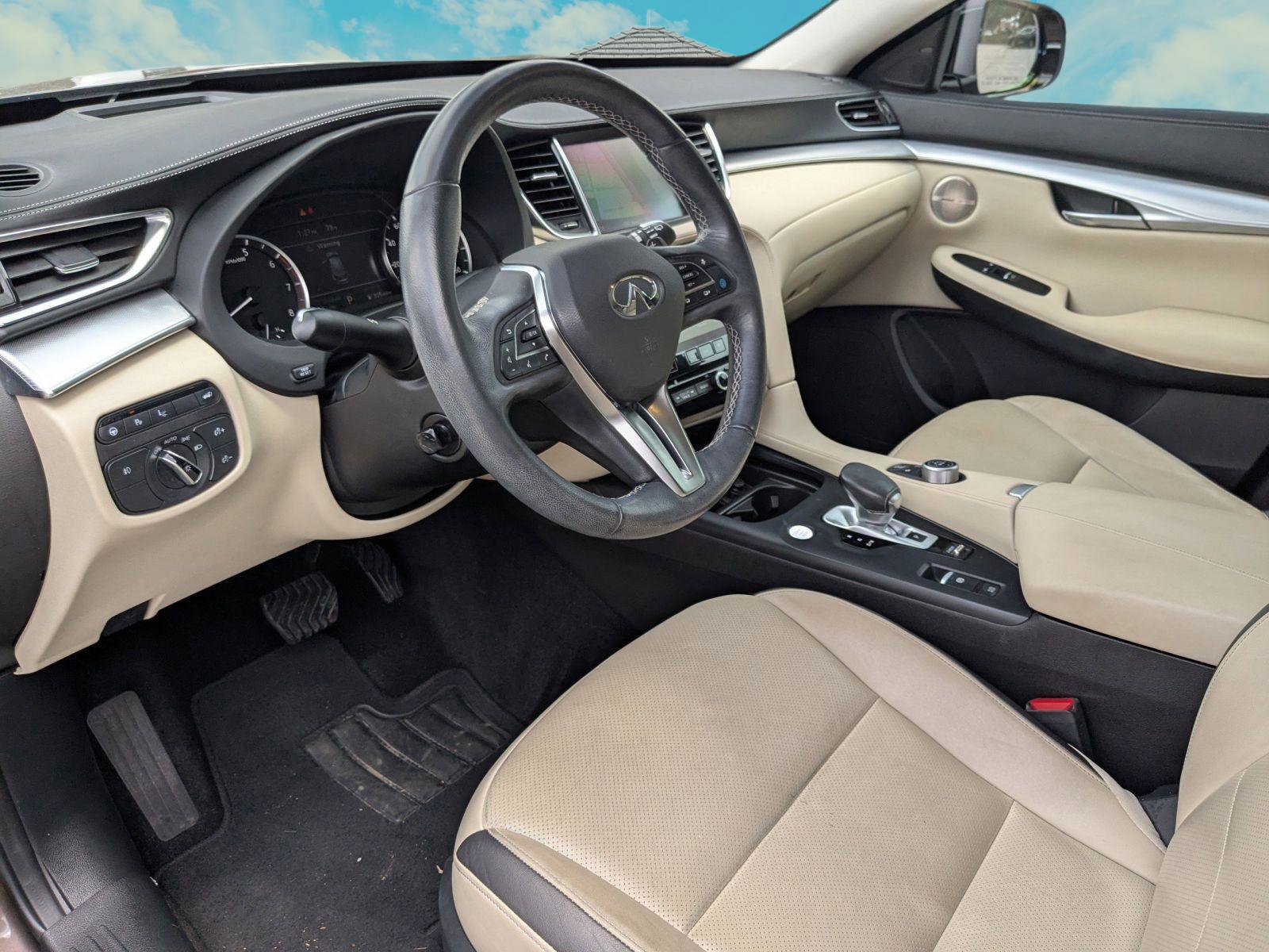 Used 2019 INFINITI QX50 Essential w/ Proactive Package FWD image 6