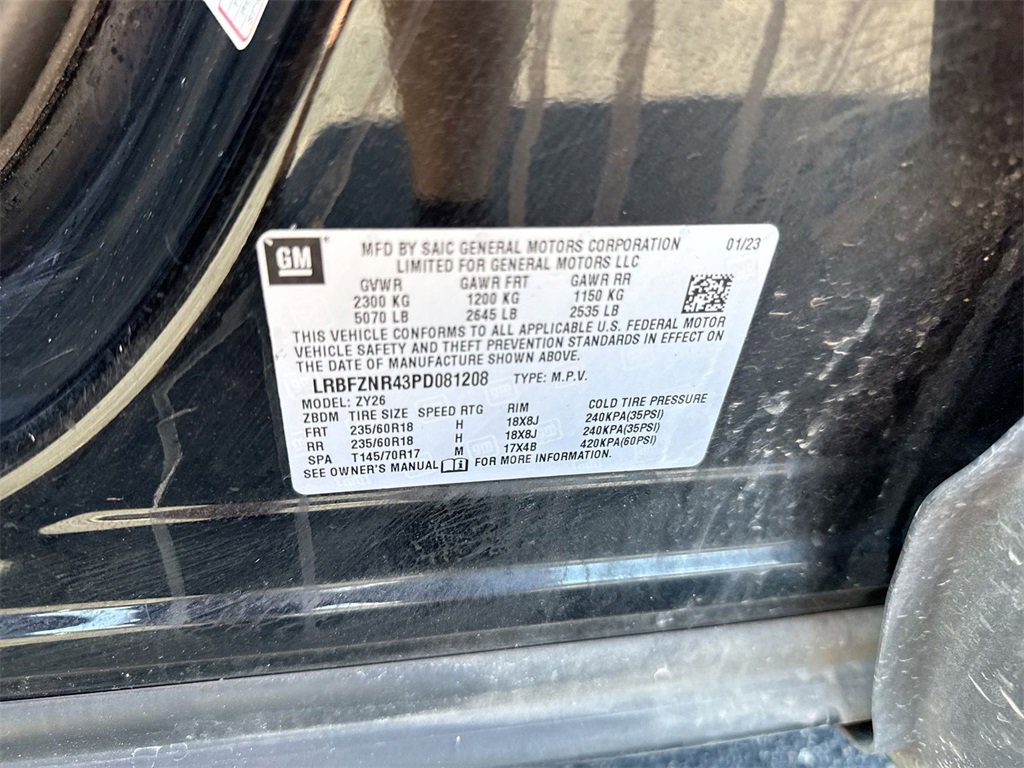 Used 2023 Buick Envision Essence image 27